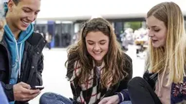 Parrainer au moins 5 étudiants
